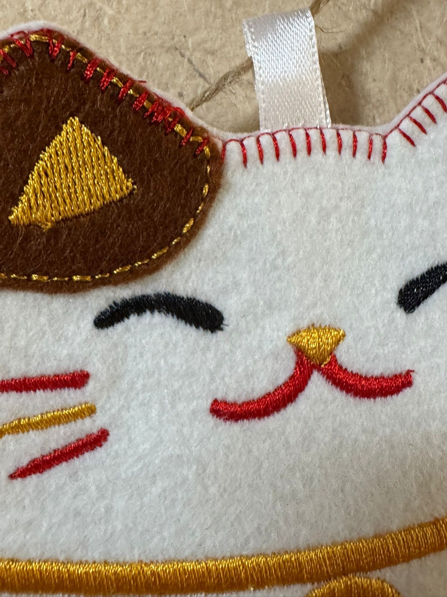 招き猫ガーランド｜フェルト刺繍 5個セット｜Maneki Neko Garland Embroidered Felt
